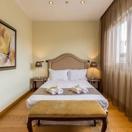 Luxury & Wide Av. Da Republica Apartment Lisbon
