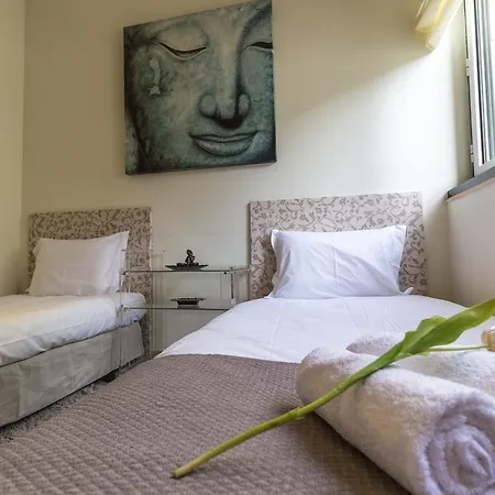 Luxury & Wide Av. Da Republica Lissabon