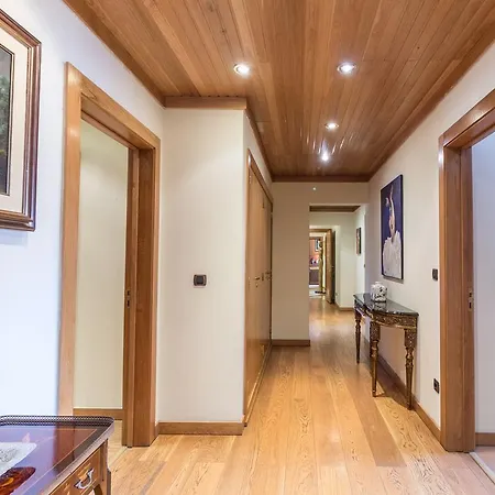 Apartment Luxury & Wide Av. Da Republica