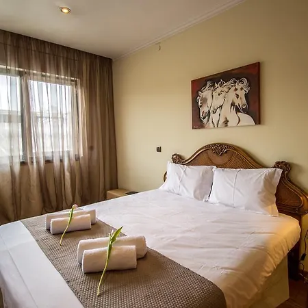 Luxury & Wide Av. Da Republica * Lisboa
